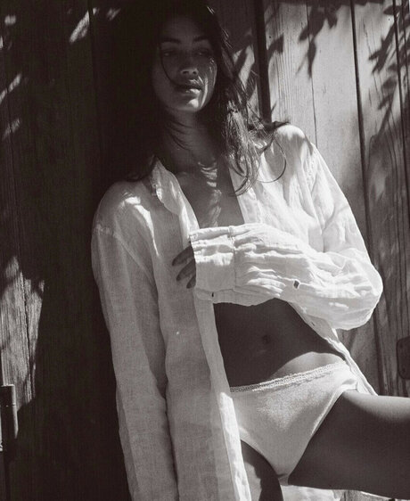 Meeya Dugied pornstar nice image