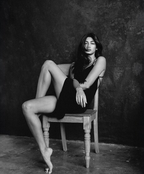 Meeya Dugied pornographic model img