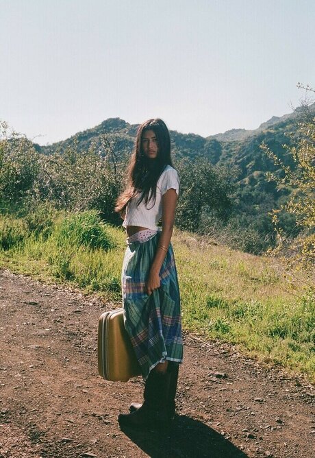 Meeya Dugied porn model pictures