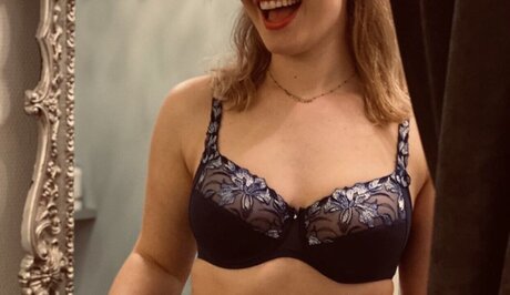 Roosjexb pretty pornstar pictures