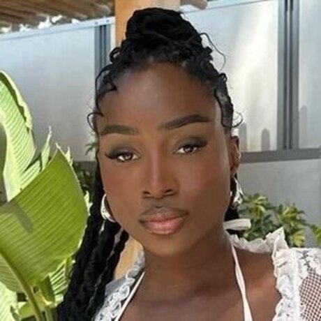 Sandra Lambeck top star pics