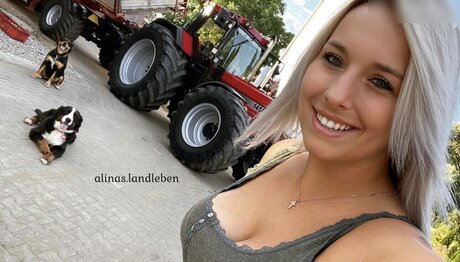 Alinas Landleben perfect pornstar picture