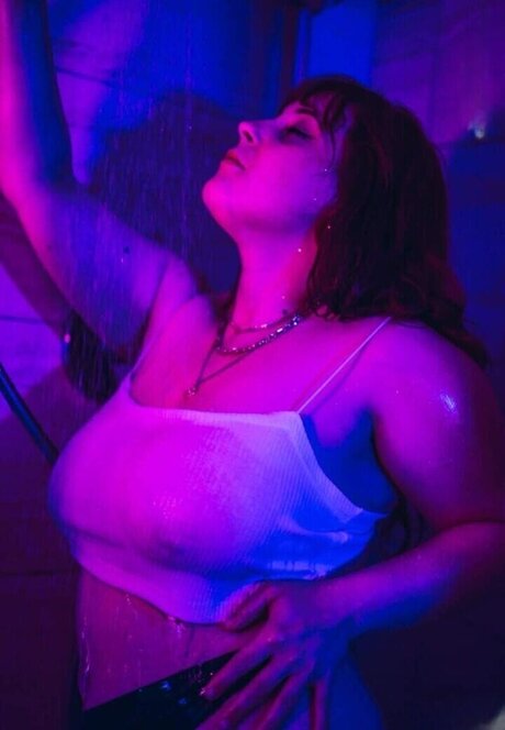 Sarahfahr9 star porn archive