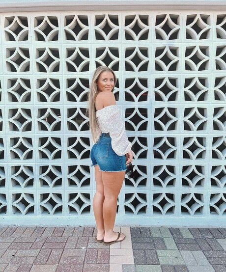 Katherine Heppner pornstar hd img