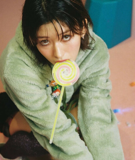 Ninonekw model high quality picture