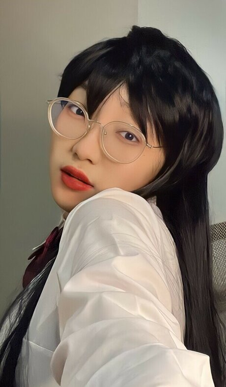 me pege7 sexy actress img