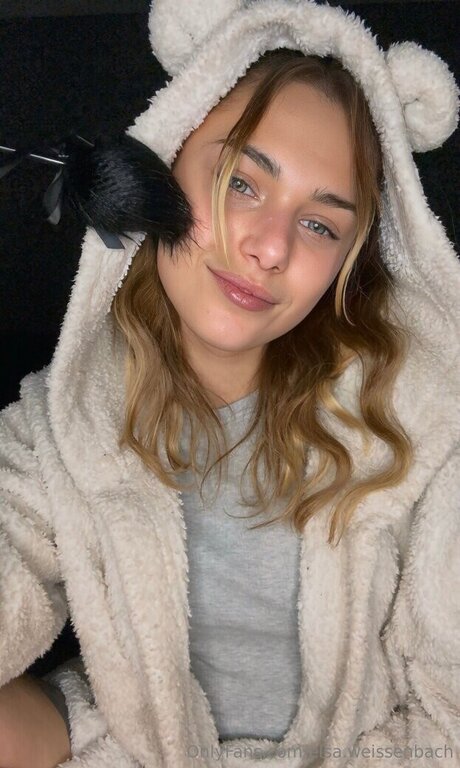 Elsa Wei enbach nice actress img