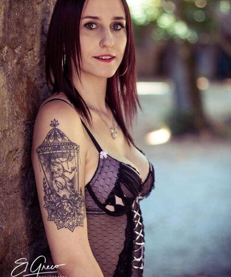 Justanotherwife30 star picture