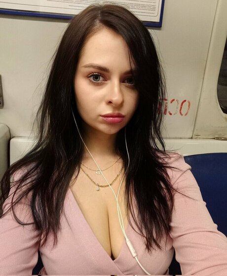 Zhukovachris star erotic galleries