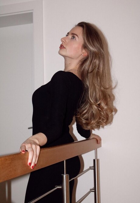 Empresslaurasophie model sexy picture