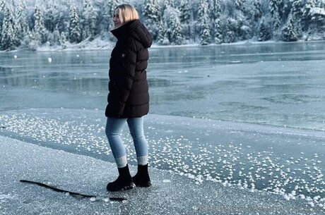 Luna Zuhause beautiful pornstar images