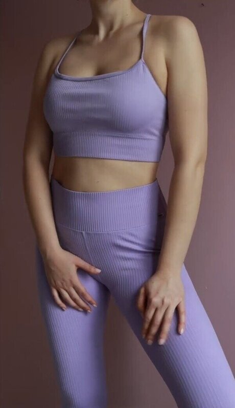 Alicia Joe art star pictures