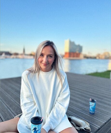 Alicia Joe nudes actress galleries