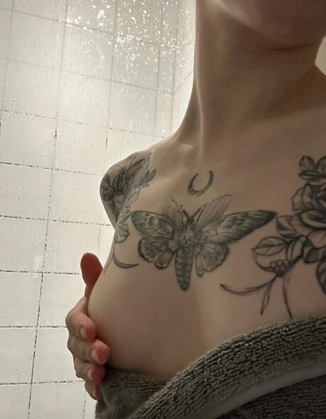 Cyber rue model pornographic pics