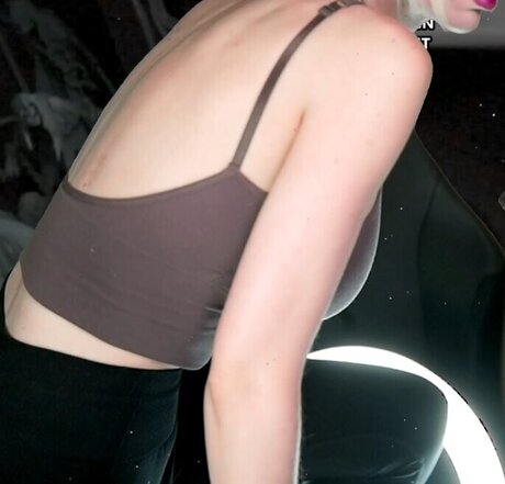 Intraventus model xxx images