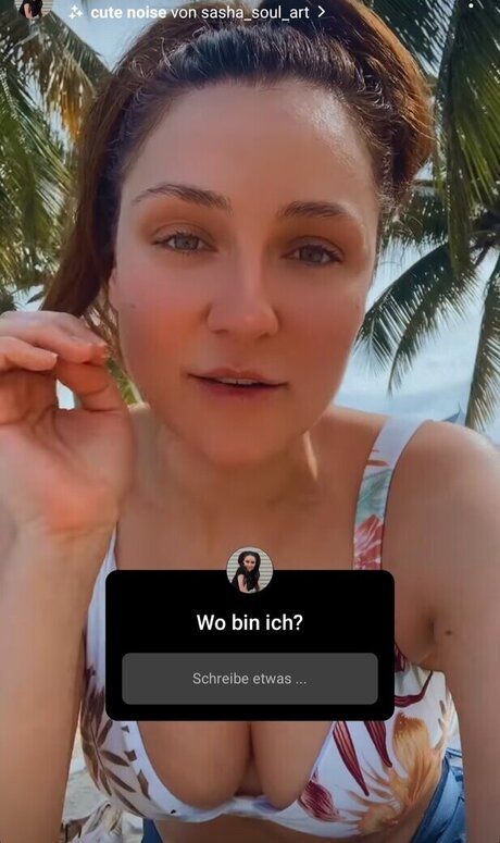 Regina Hixt nudes model photos