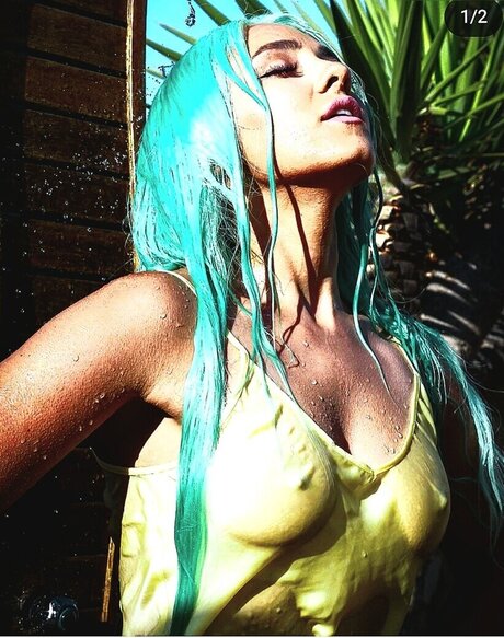 Regina Hixt star perfect pics