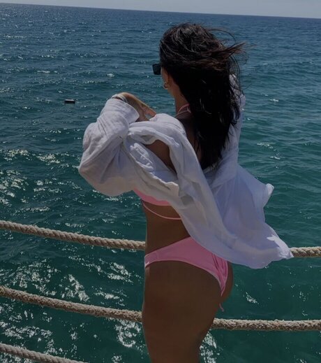 leonaankj erotic star galleries