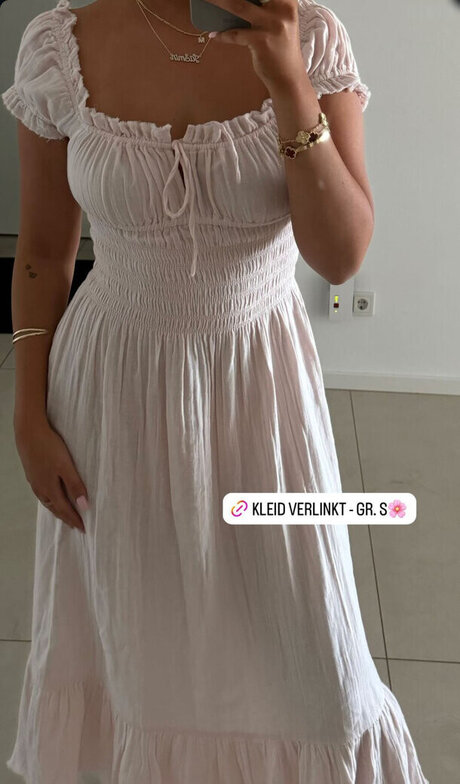 Jasmin Azizam sexy model photos