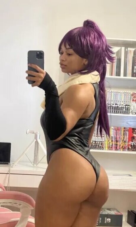 Itzmelanin model sexy archive