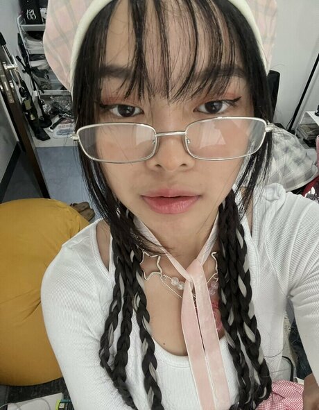 miceraa model nudes picture