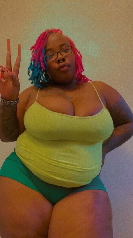 Kissmykittkatt top actress images