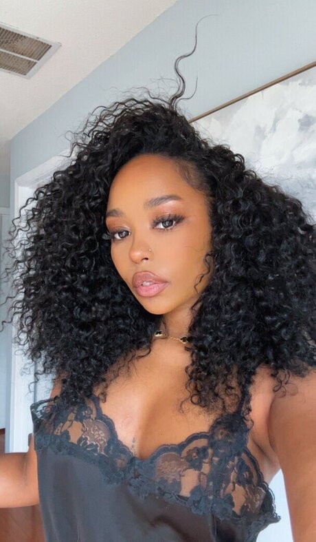 Trapezoidmouth pornstar art gallery