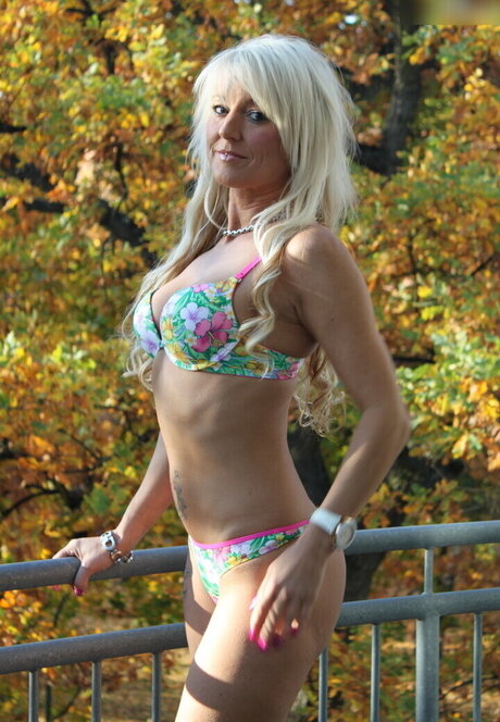 Nightkiss66 free pornstar photo