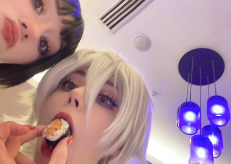 Duckie Cos pornstar beautiful photos