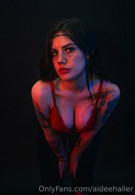 Aidee Haller star hot photo