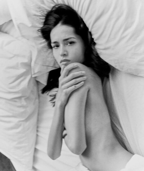 Schassi hot actress pic