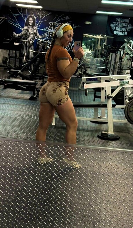 killlllakt exclusive pornstar pictures