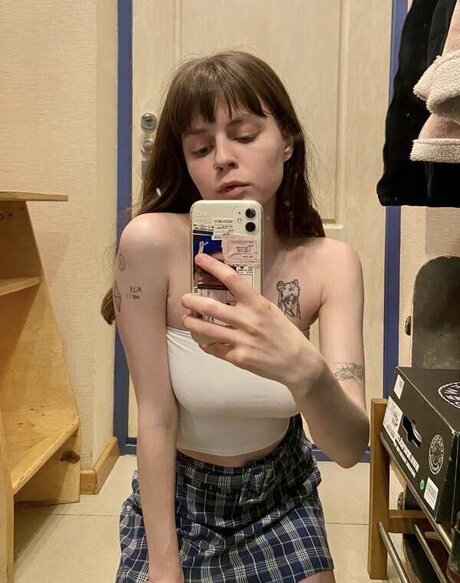 Mermaids Kiss best pornstar img