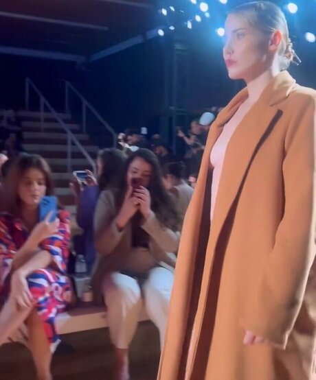 Leticia Colin model free galleries