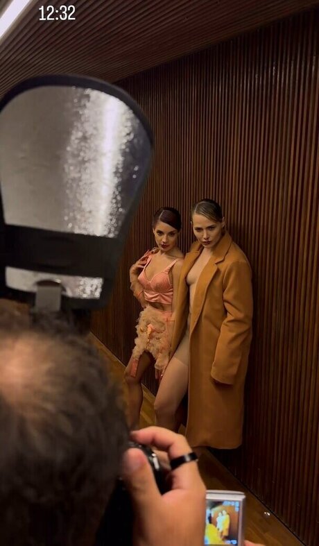 Leticia Colin pornstar gallery