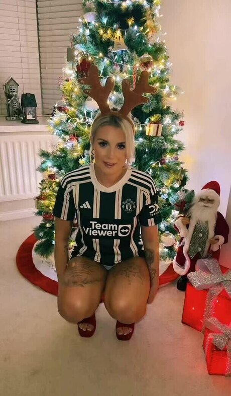 Emily Walters model hot images