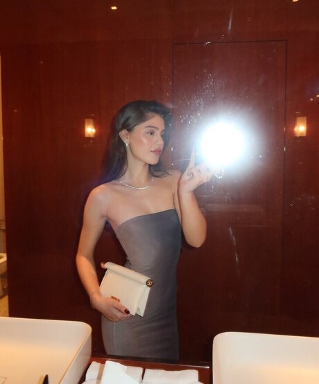 Sinem Melek Co kun profile pic