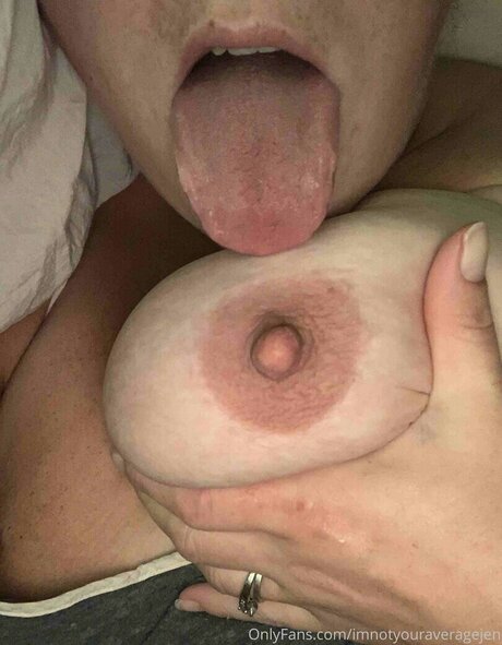 Notyouraveragejen8 profile pic