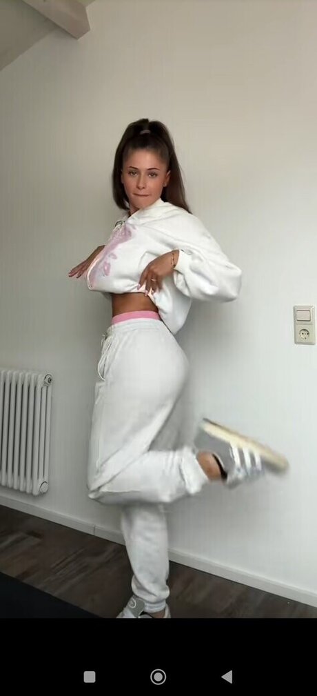 Alysa Ruppert exclusive pornstar pictures