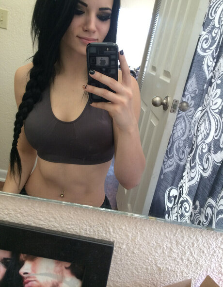 Saraya Jade Bevis nude actress photo