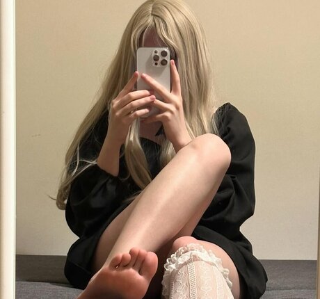 Lolo4ka model hot img