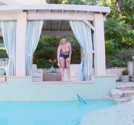 Criss Strokes pornstar naked pics