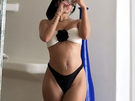 Leyla Lahouar model pornographic img