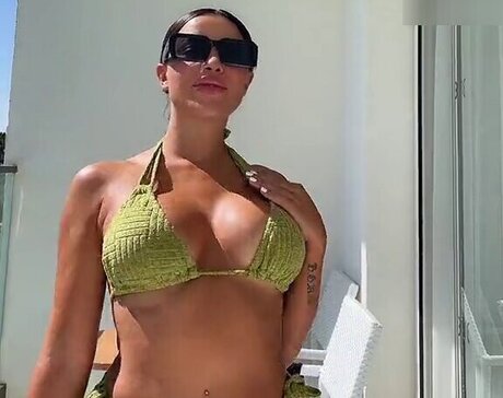 Leyla Lahouar model sex pic