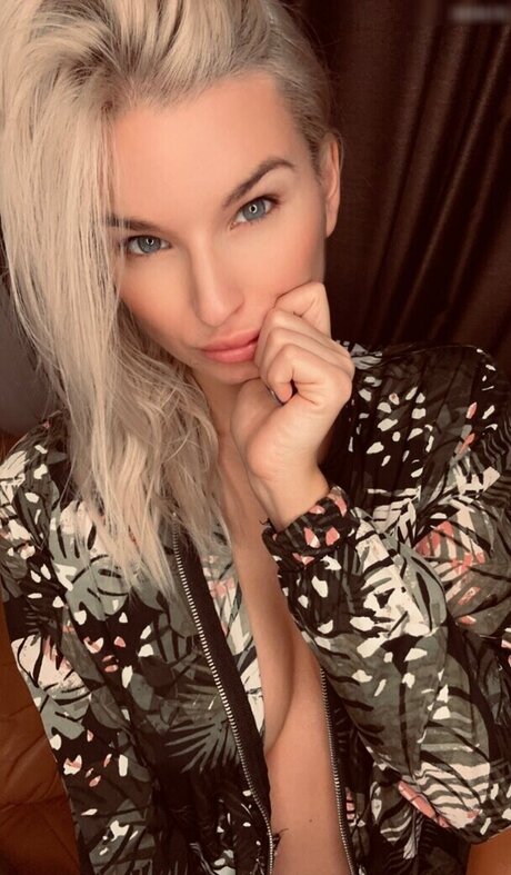 clarafoxxx exclusive star gallery