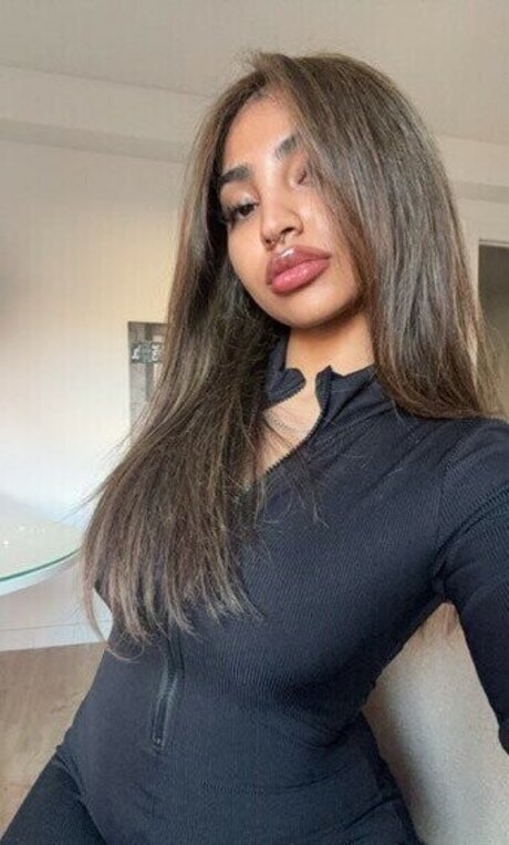 Fionee pornstar nudes image