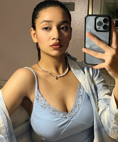 Kashish Mehta pornographic star picture