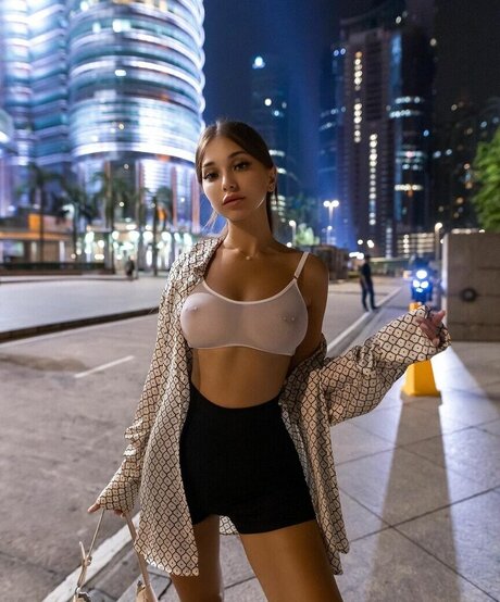 dianaseyx model nude picture