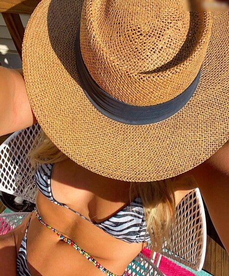 julie tirado pornographic actress pic