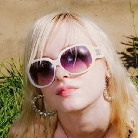 Shauna Dean Cokeland model porn archive